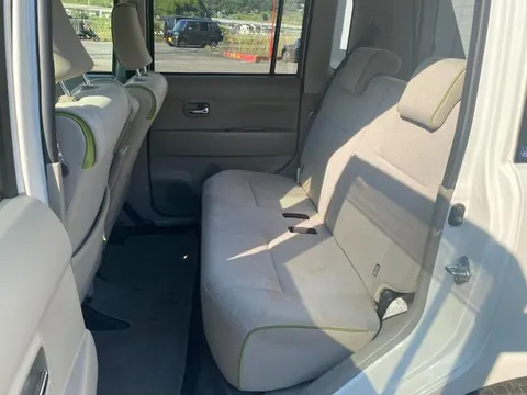 Toyota Pixis Space