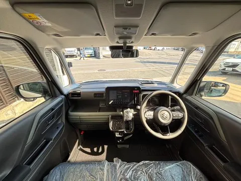 Suzuki Spacia Gear