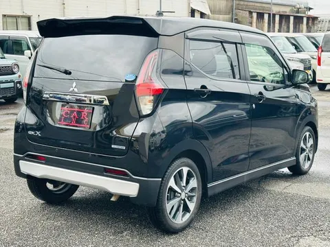 Mitsubishi eK X