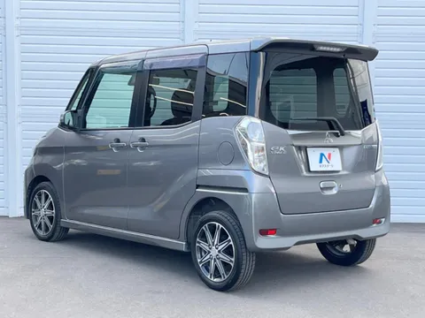 Mitsubishi eK Space Custom