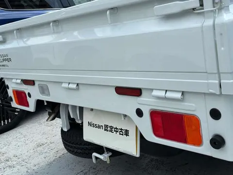 Nissan Clipper Truck