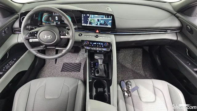 Hyundai Elantra (Avante)