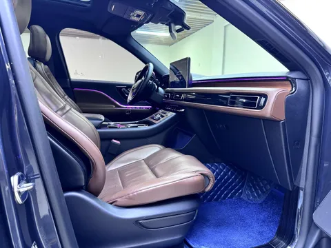 Lincoln Aviator