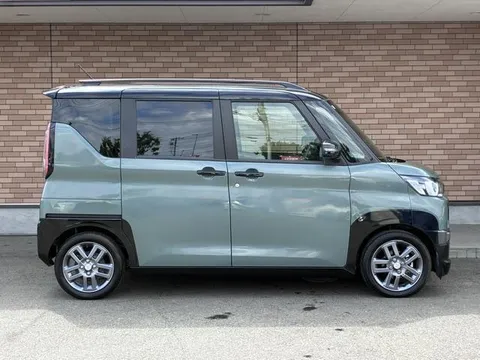 Mitsubishi Delica Mini