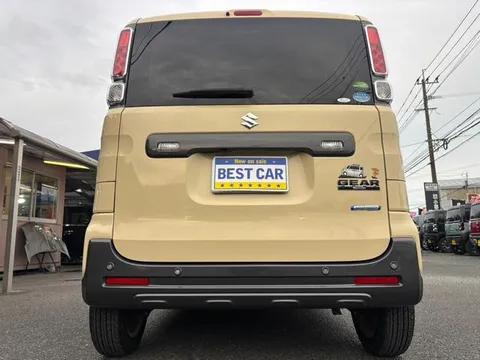 Suzuki Spacia Gear
