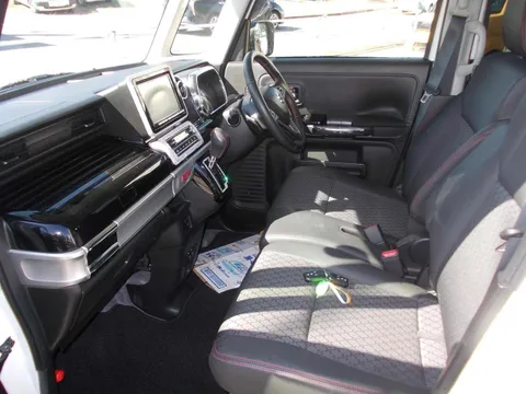 Suzuki Spacia Custom