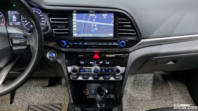 Hyundai Elantra (Avante)