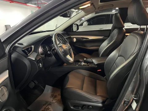 Infiniti QX50