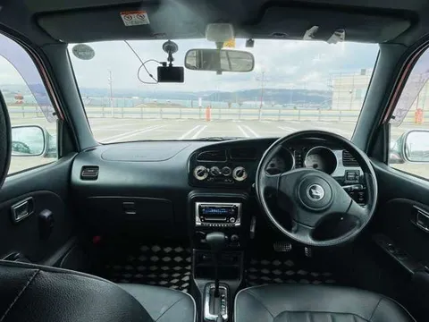 Daihatsu Mira Gino