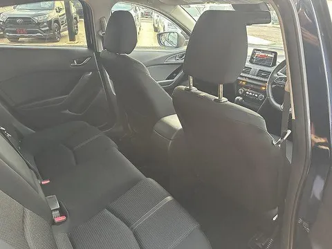 Mazda Axela Sport