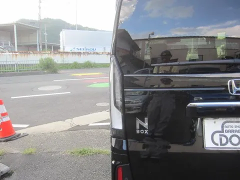 Honda N-BOX Custom
