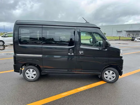 Toyota Pixis Van