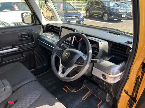 Suzuki Spacia Gear
