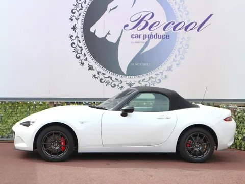Mazda MX-5 (Roadster)