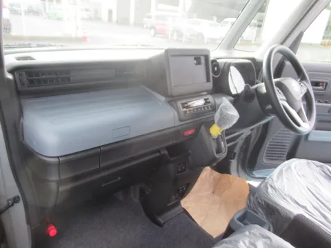 Suzuki Spacia Base