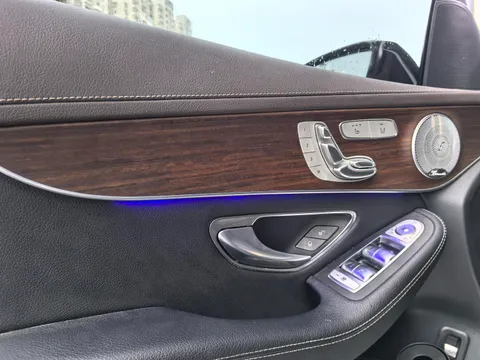 Mercedes-Benz Mercedes-Benz GLC