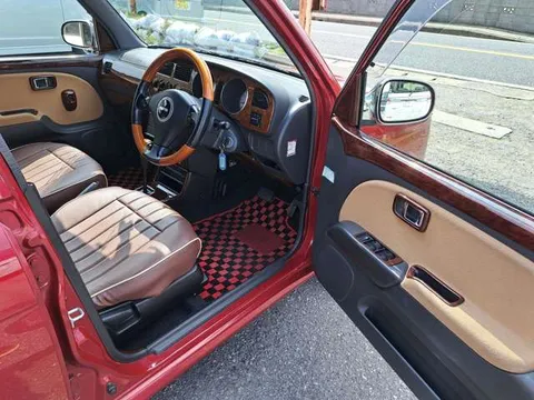 Daihatsu Mira Gino
