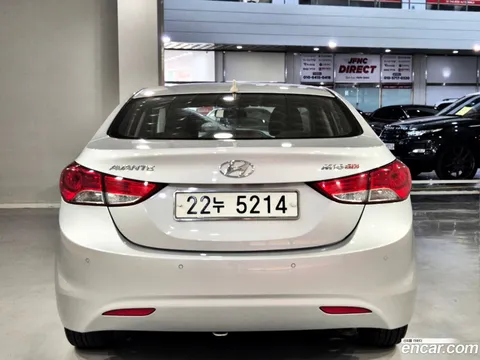 Hyundai Elantra (Avante)
