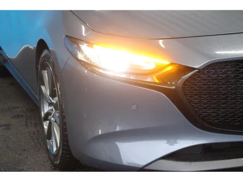 Mazda MAZDA3 Fastback