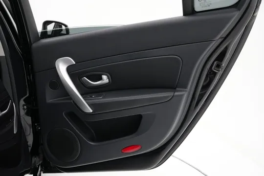Renault SM5
