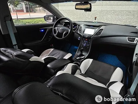 Hyundai Elantra (Avante)