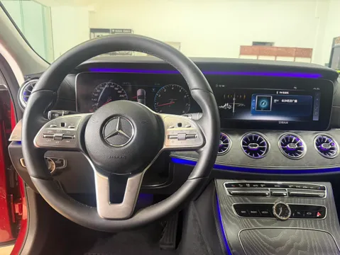 Mercedes-Benz Mercedes-Benz CLS