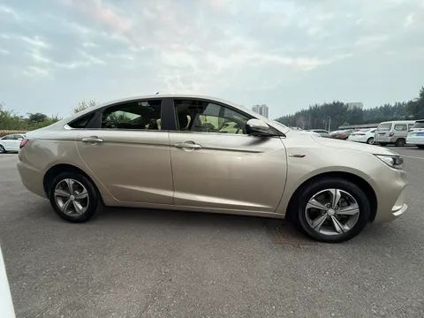 Geely Emgrand GL