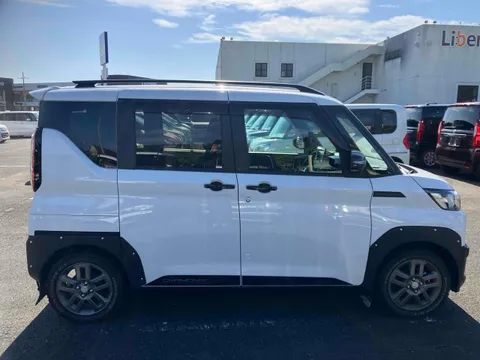 Mitsubishi Delica Mini