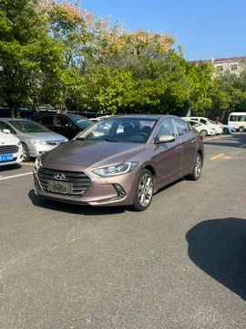 Hyundai Elantra (Avante)