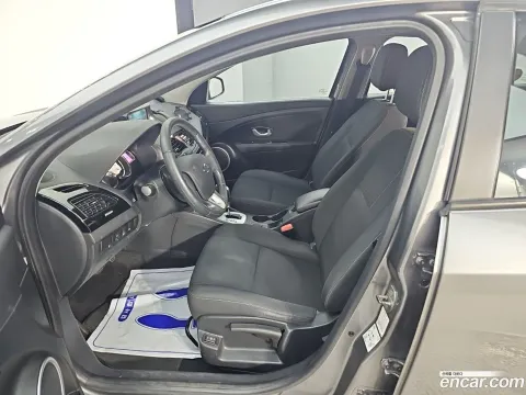 Renault SM3