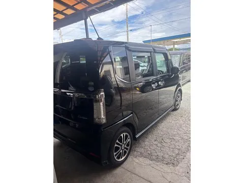 Honda N-BOX Plus Custom