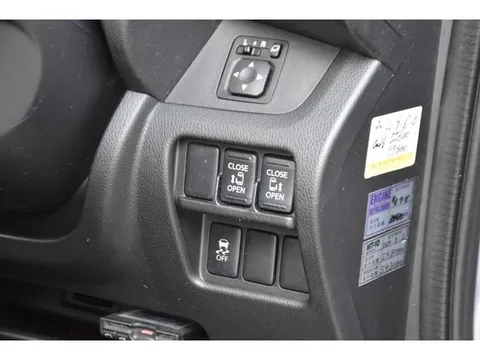 Mitsubishi eK Space Custom