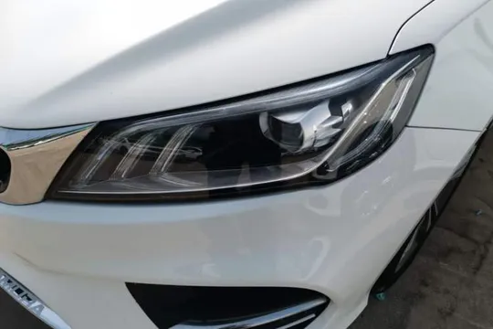 Geely Binray