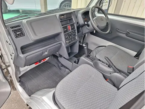 Nissan Clipper Truck