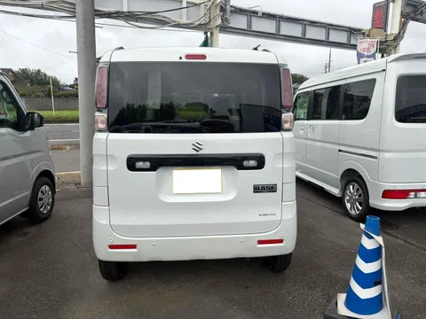 Suzuki Spacia Base