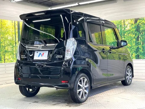 Nissan Dayz Roox