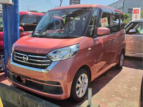 Nissan Dayz Roox