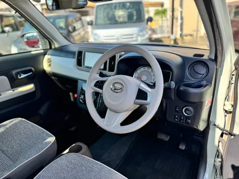 Daihatsu Mira Tocot