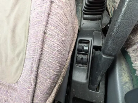 Daihatsu Naked