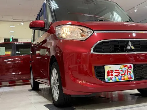 Mitsubishi eK Space