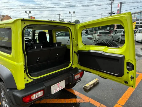 Suzuki Jimny Sierra