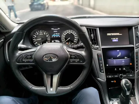 Infiniti Q50L