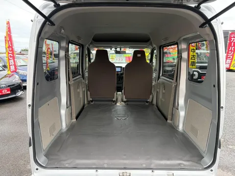 Nissan Clipper