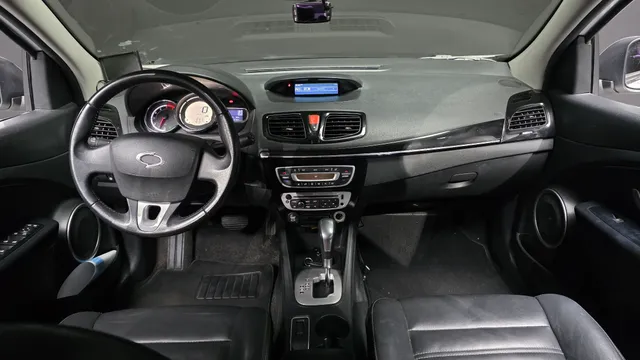 Renault SM3