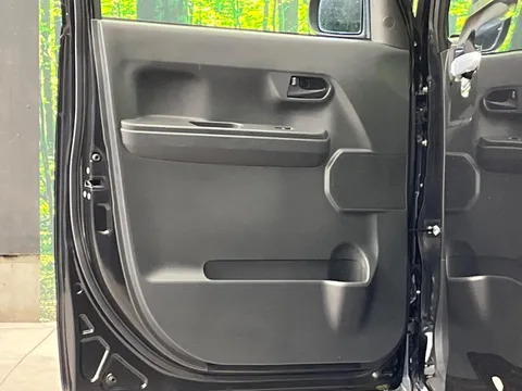 Toyota Pixis Mega
