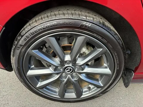 Mazda MAZDA3 Fastback