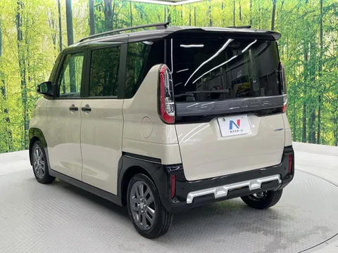 Mitsubishi Delica Mini
