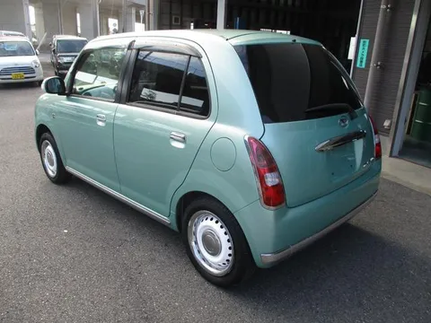 Daihatsu Mira Gino