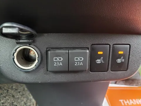 Daihatsu Mira Tocot