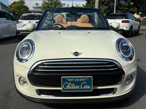 MINI Cooper Convertible